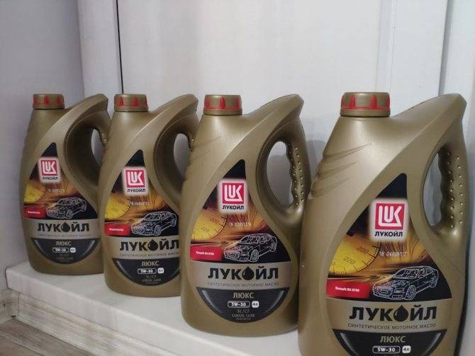 Масло Лукойл 5W40: свойства, преимущества и недостатки