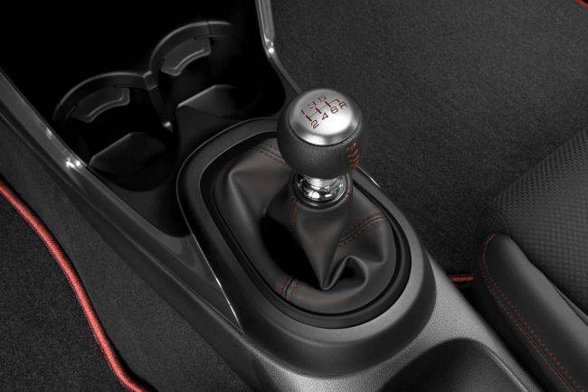 Когда переключать передачи на «механике»: порядок переключения передач и особенности