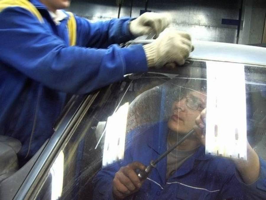 Как заменить лобовое стекло автомобиля своими руками - полезные статьи на автодромо